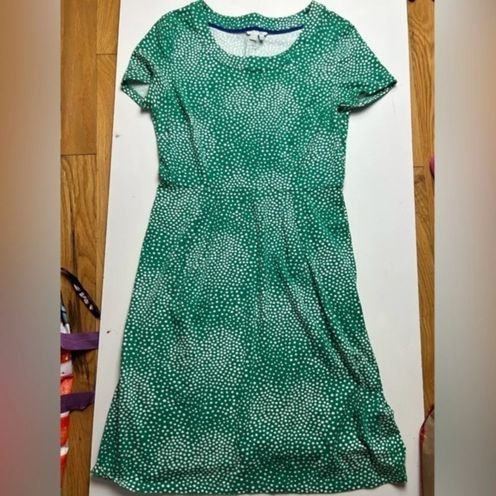 boden green polka dot dress Boden green polka dot dress 4 womens